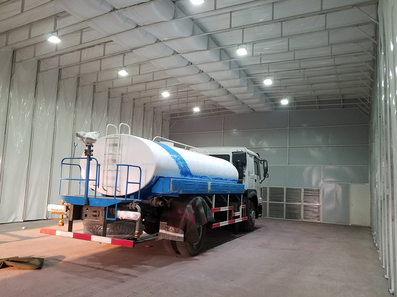 伸縮移動(dòng)噴漆房02